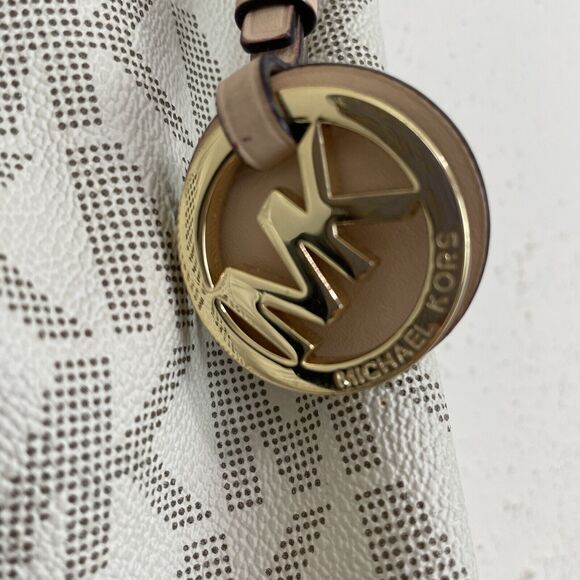 Michael Kors Jet Set Monogram Shoulder Bag Pleated White Tan Signature MK Logo - Picture 10 of 13